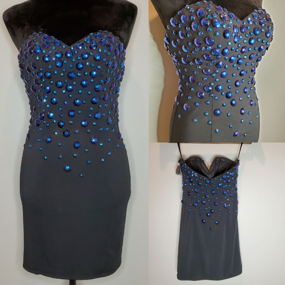 Alyce Paris NWOT Black Strapless Blue Rhinestones